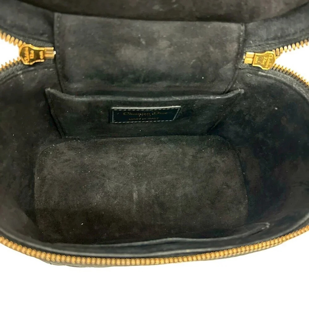 CHRISTIAN DIOR Black Leather Shoulder Bag - Picture 9 of 10
